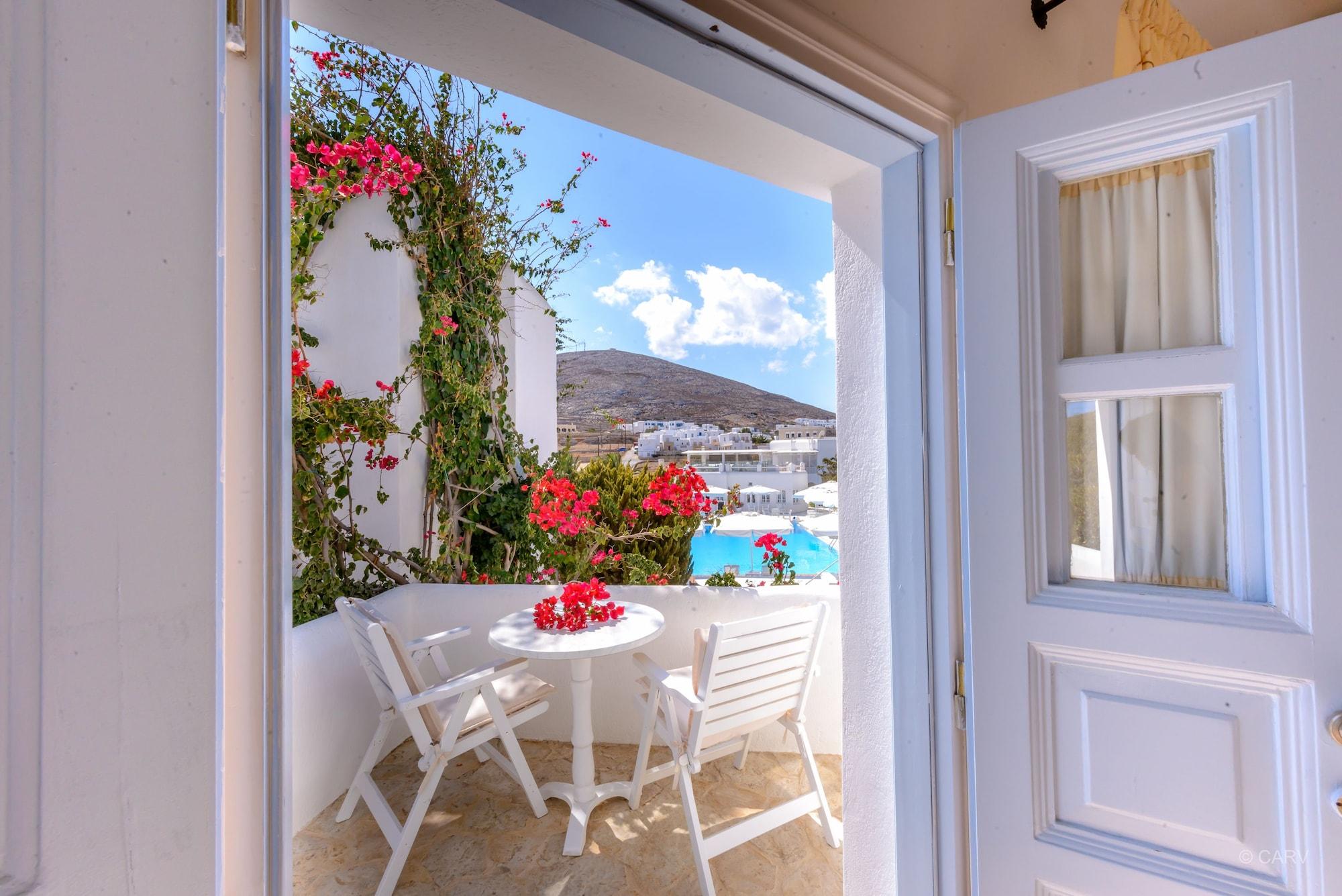 Chora Resort Hotel & Spa Folegandros Town ภายนอก รูปภาพ