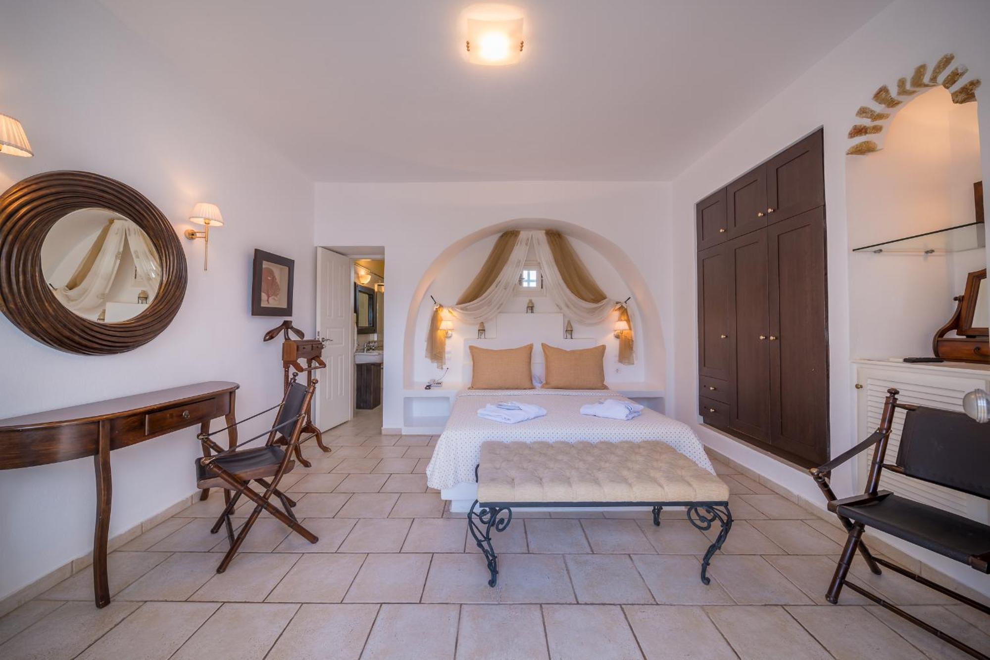 Chora Resort Hotel & Spa Folegandros Town ภายนอก รูปภาพ