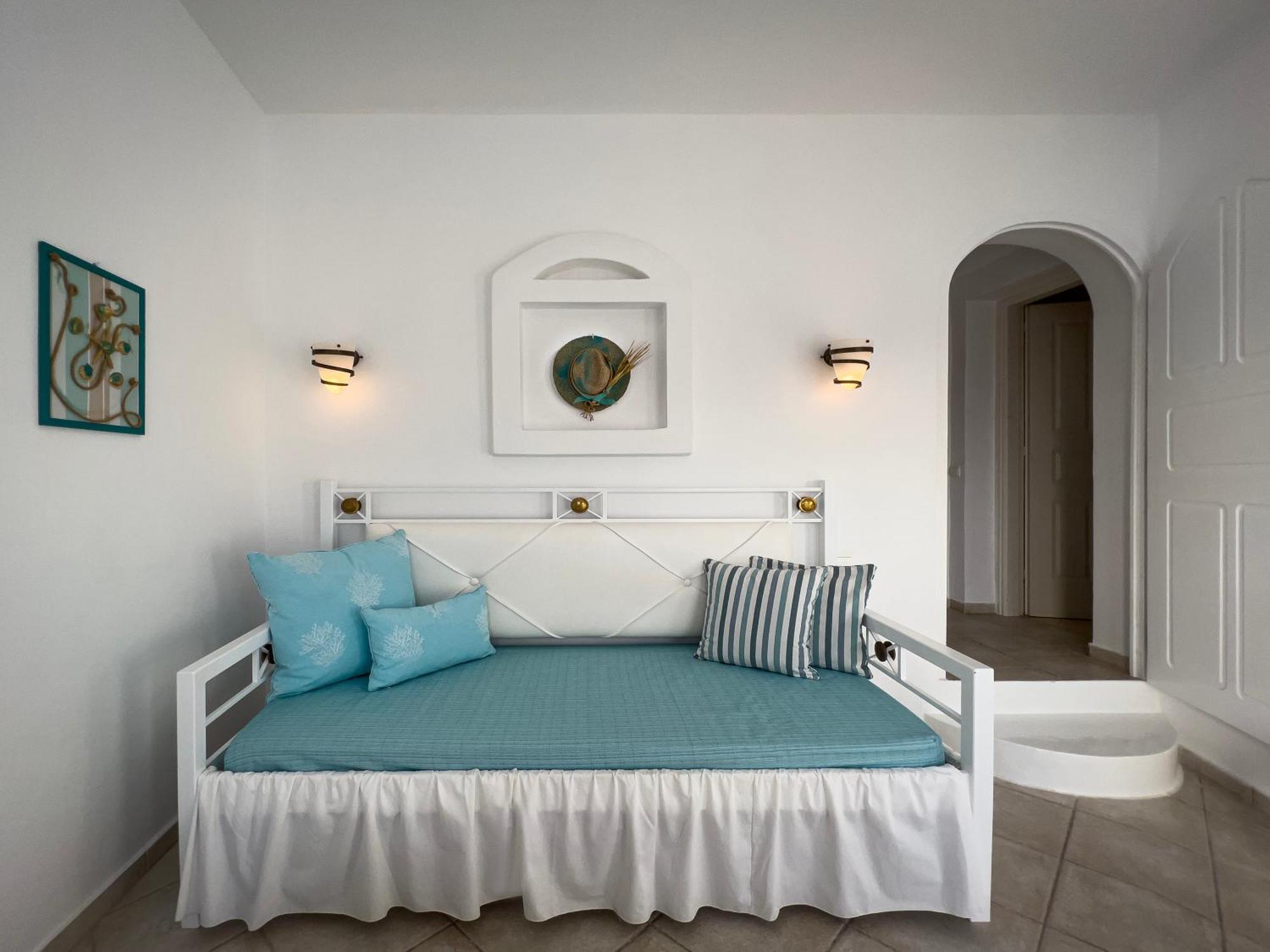 Chora Resort Hotel & Spa Folegandros Town ภายนอก รูปภาพ